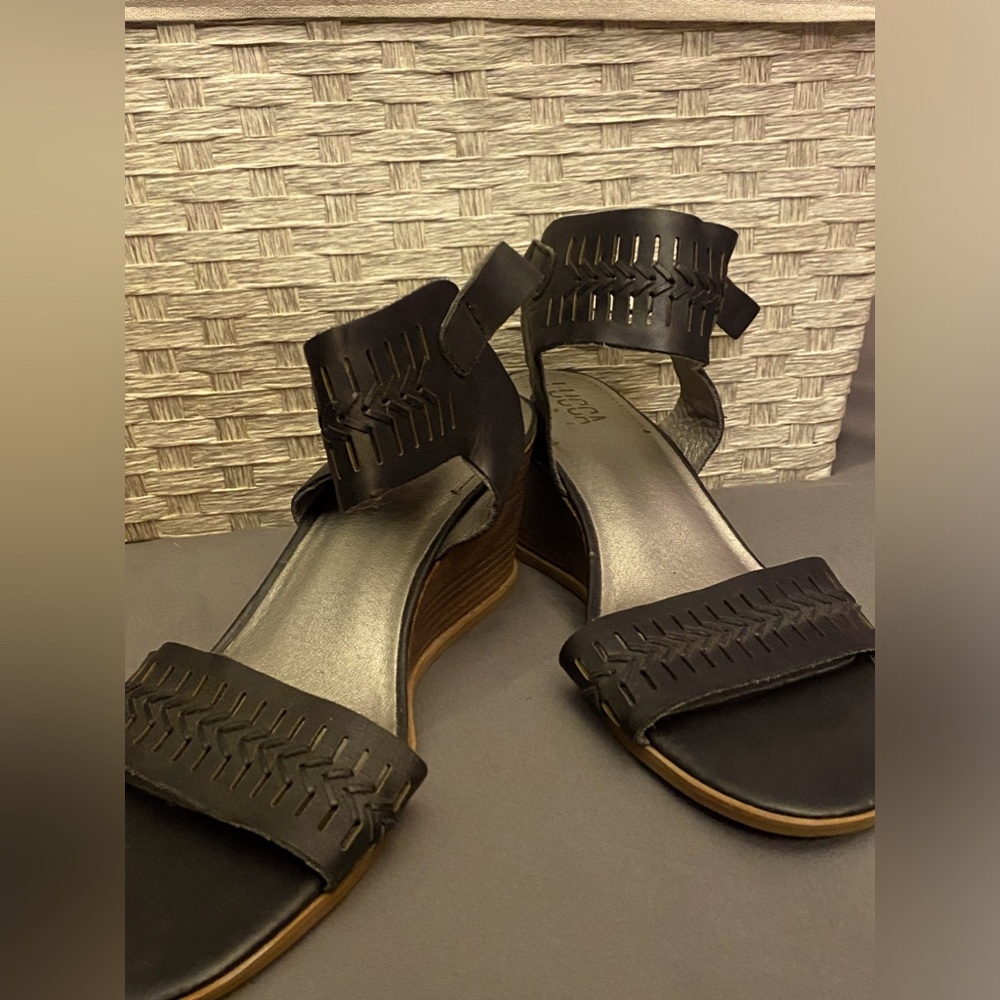 Women’s Dress Shoes